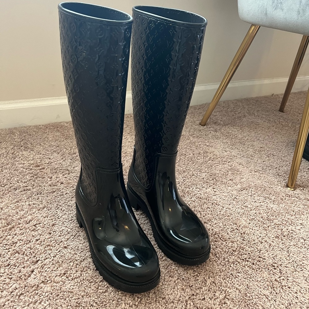 Authentic patent leather Louis Vuitton rain boots